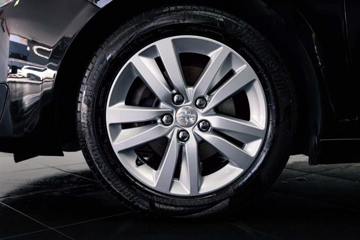 peugeot-308-2016-diesel-1560cc