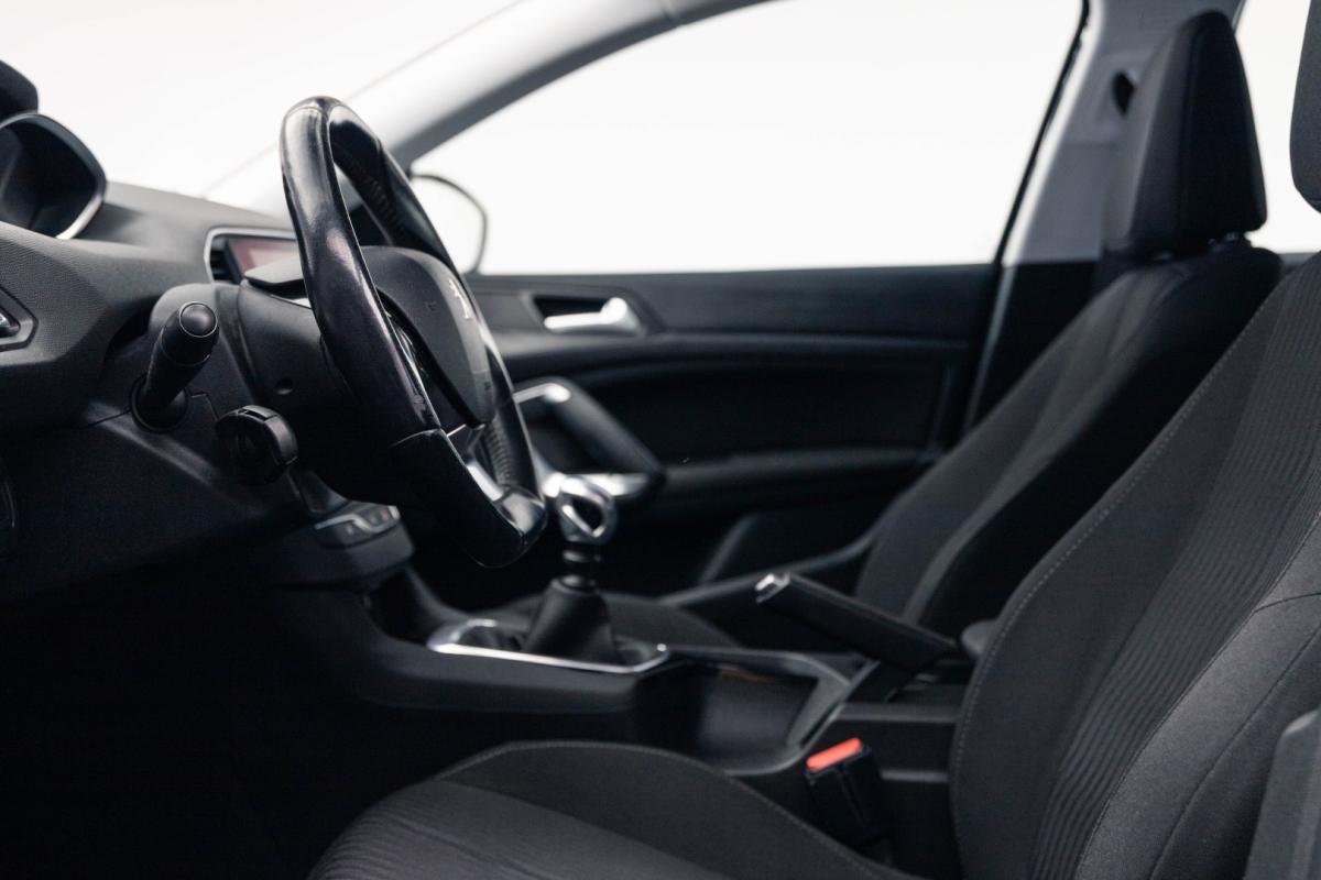 peugeot-308-2016-diesel-1560cc
