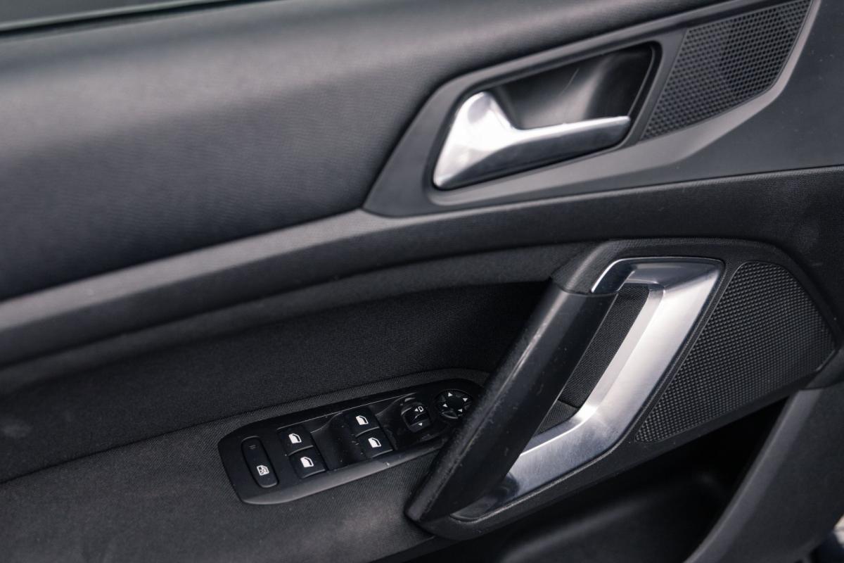peugeot-308-2016-diesel-1560cc
