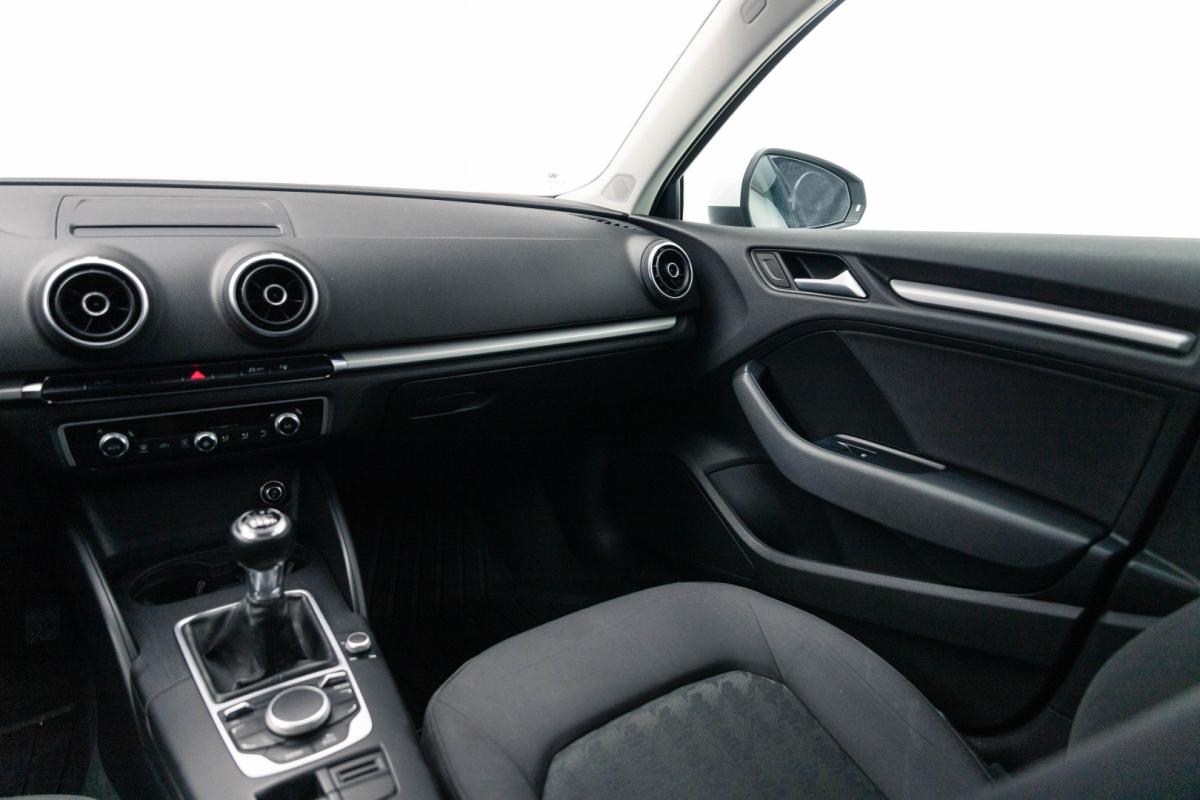 audi-a3-limousine-2016-diesel-1598cc