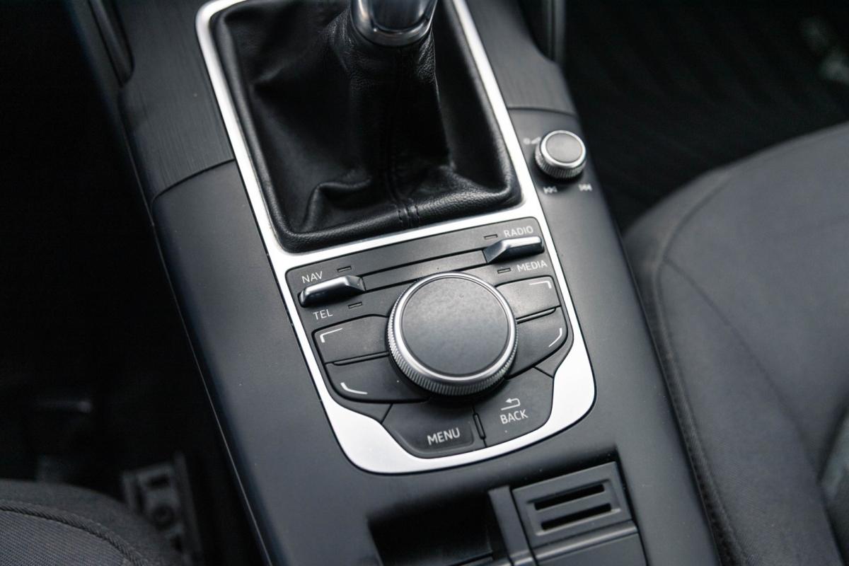 audi-a3-limousine-2016-diesel-1598cc