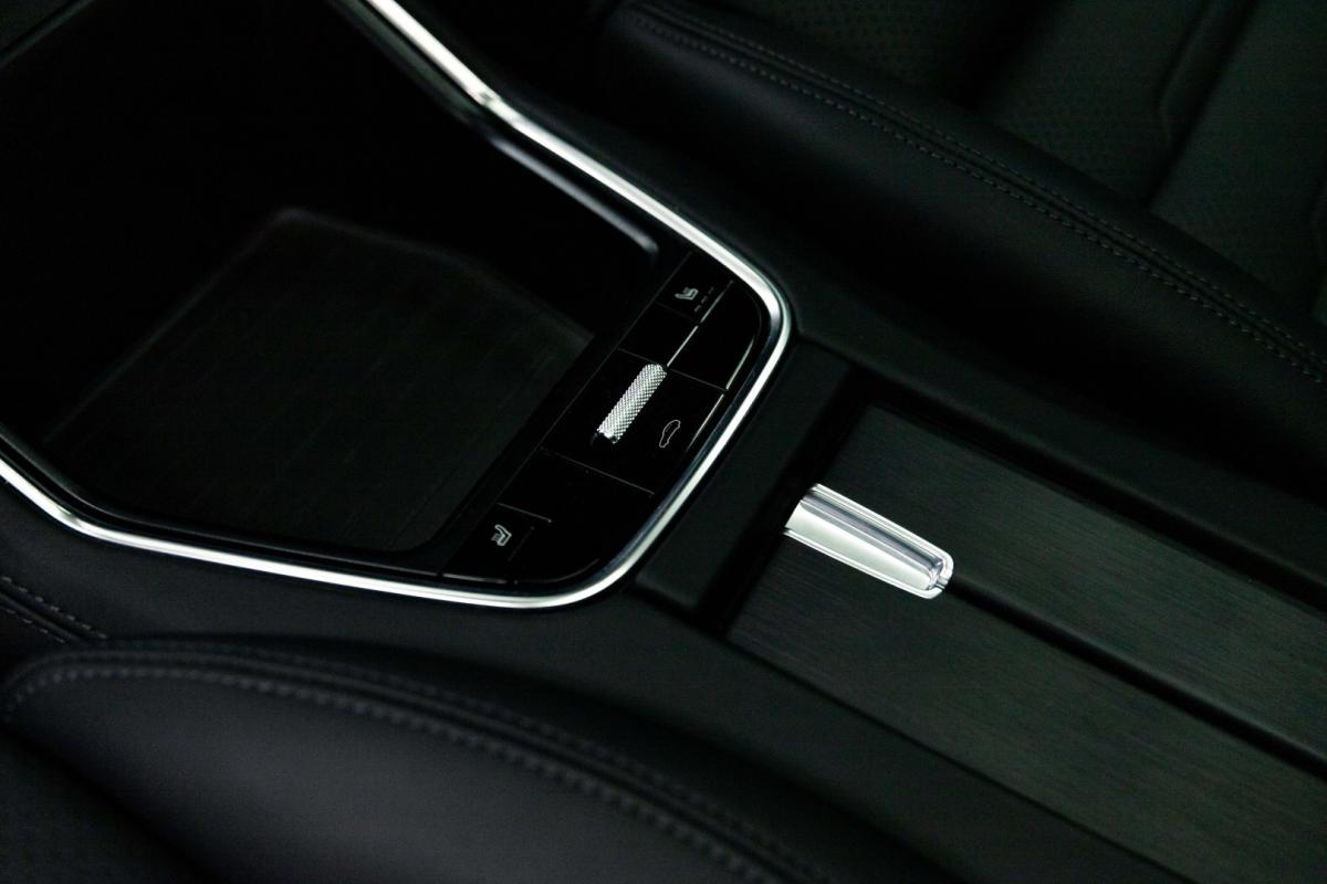 porsche-panamera-sport-turismo-2022-hibrido-2894cc