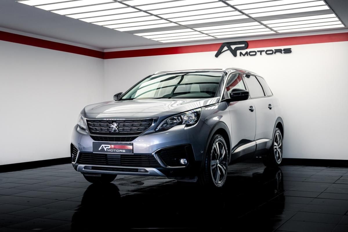peugeot-5008-2017-diesel-1560cc