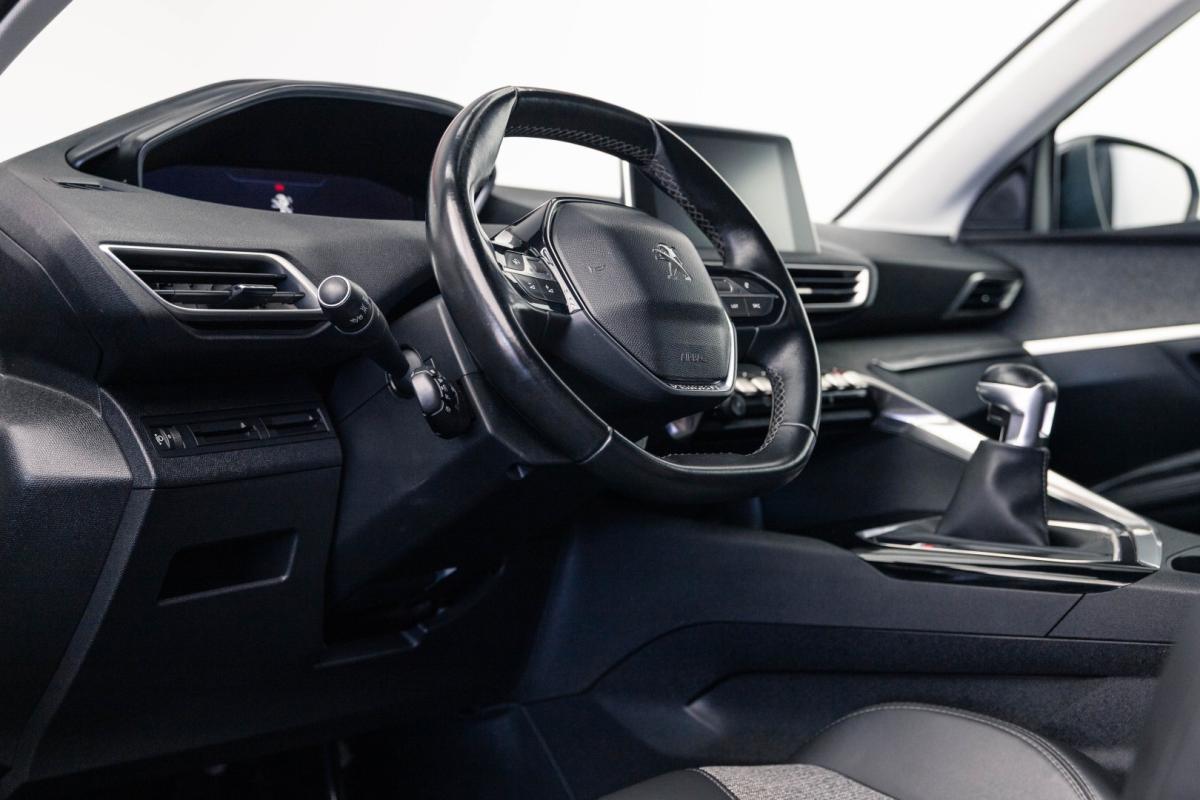 peugeot-5008-2017-diesel-1560cc