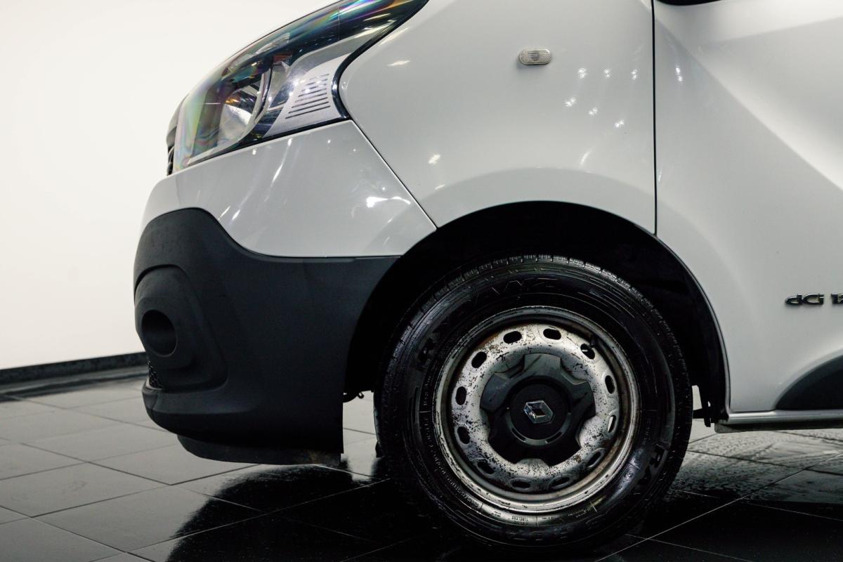 renault-trafic-2015-diesel-1598cc