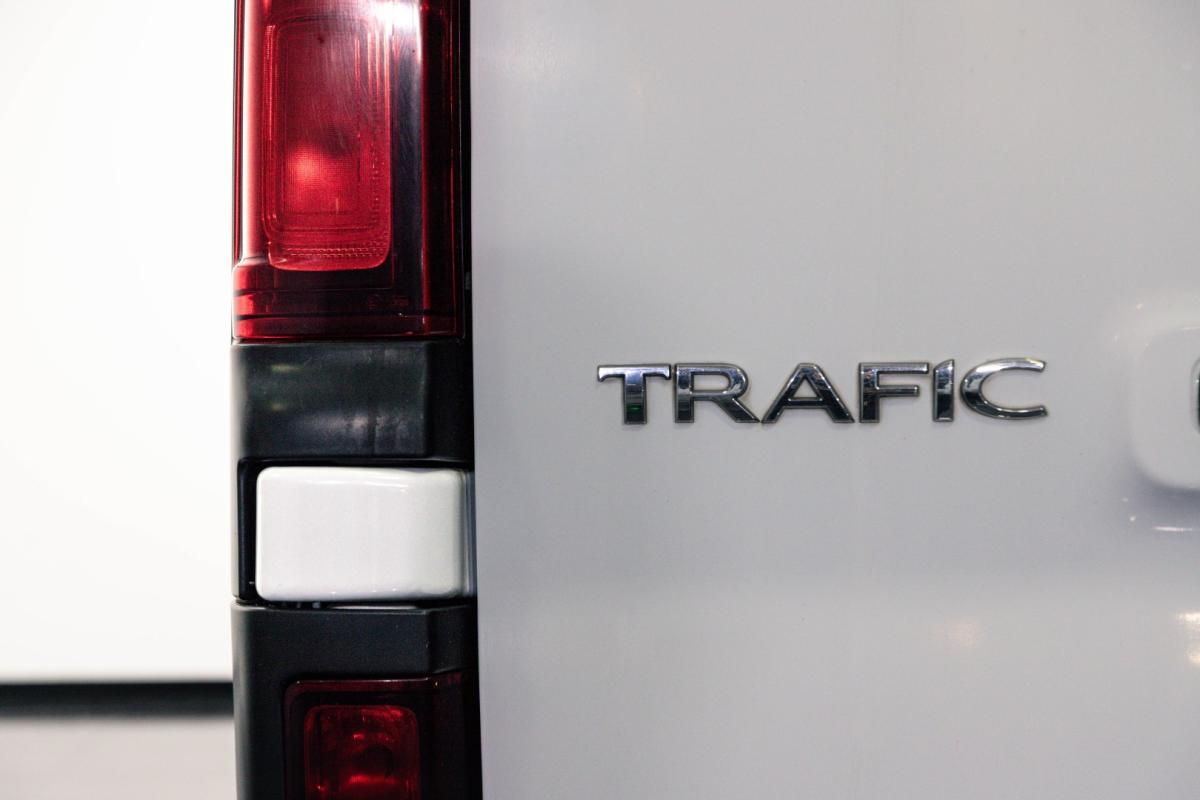 renault-trafic-2015-diesel-1598cc