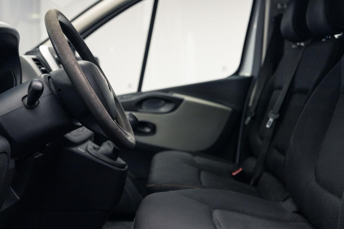 renault-trafic-2015-diesel-1598cc