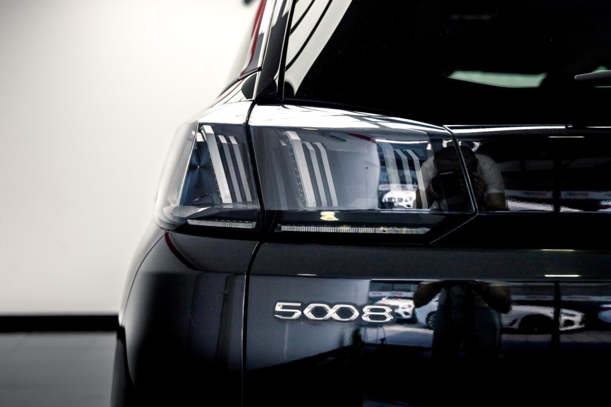 peugeot-5008-2021-diesel-1499cc