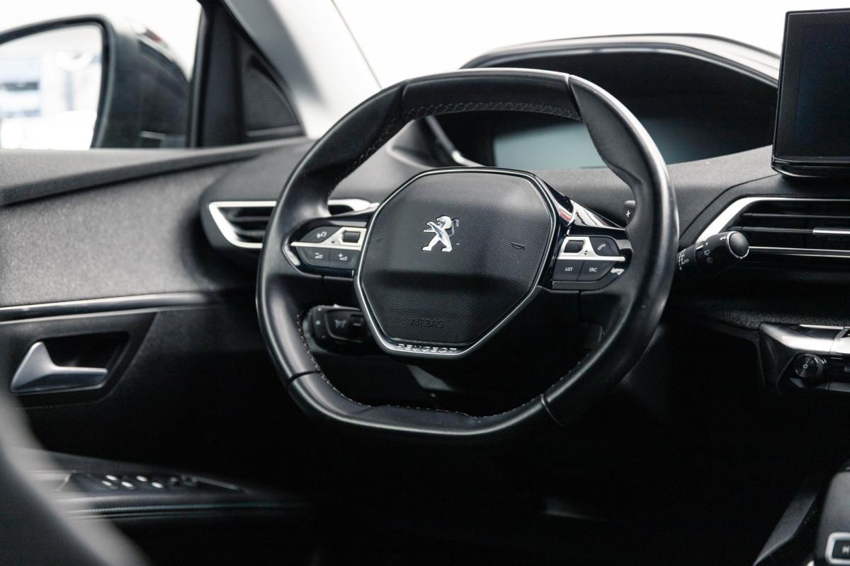 peugeot-5008-2021-diesel-1499cc