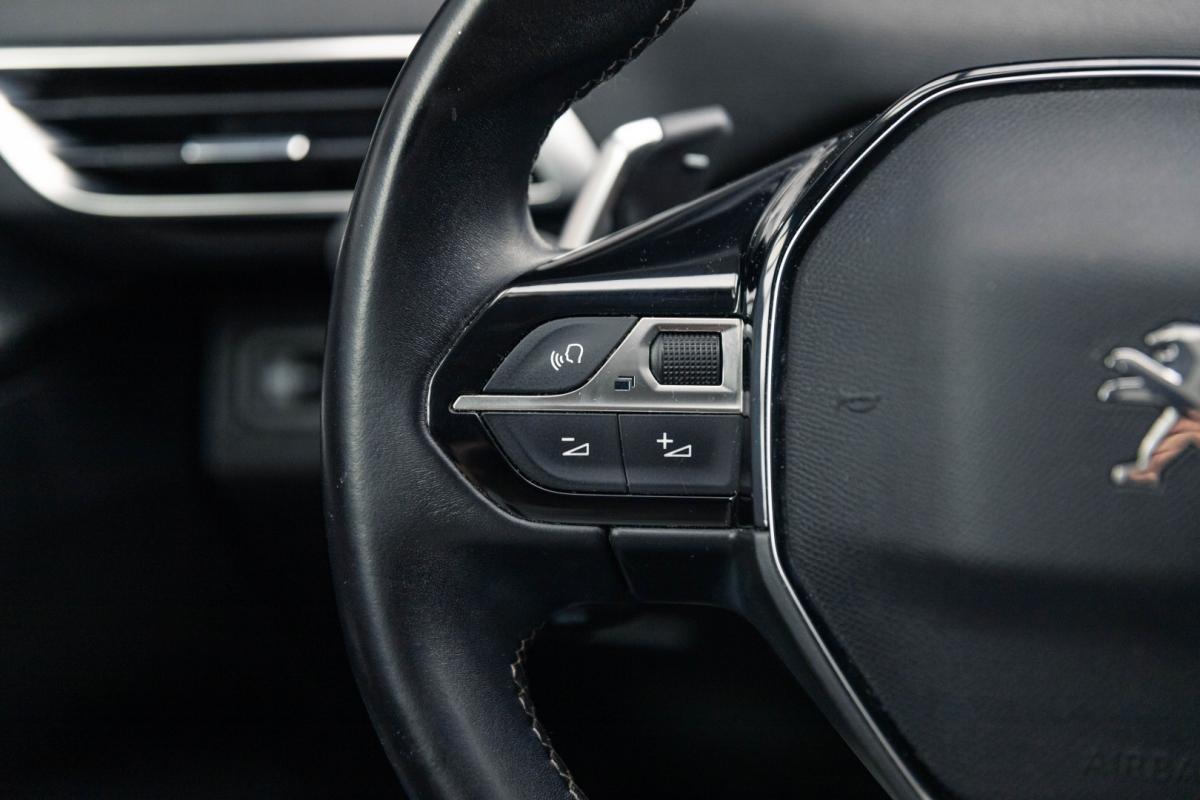 peugeot-5008-2021-diesel-1499cc