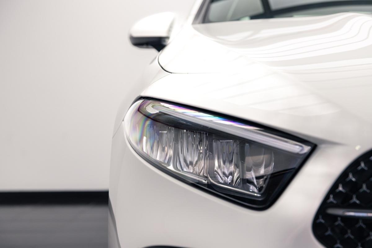 mercedes-benz-classe-a-2023-hibrido-1332cc