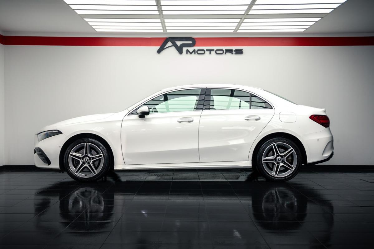 mercedes-benz-classe-a-2023-hibrido-1332cc