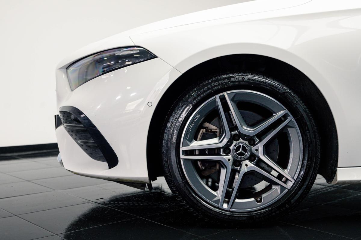mercedes-benz-classe-a-2023-hibrido-1332cc