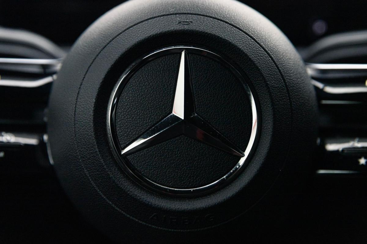 mercedes-benz-classe-a-2023-hibrido-1332cc