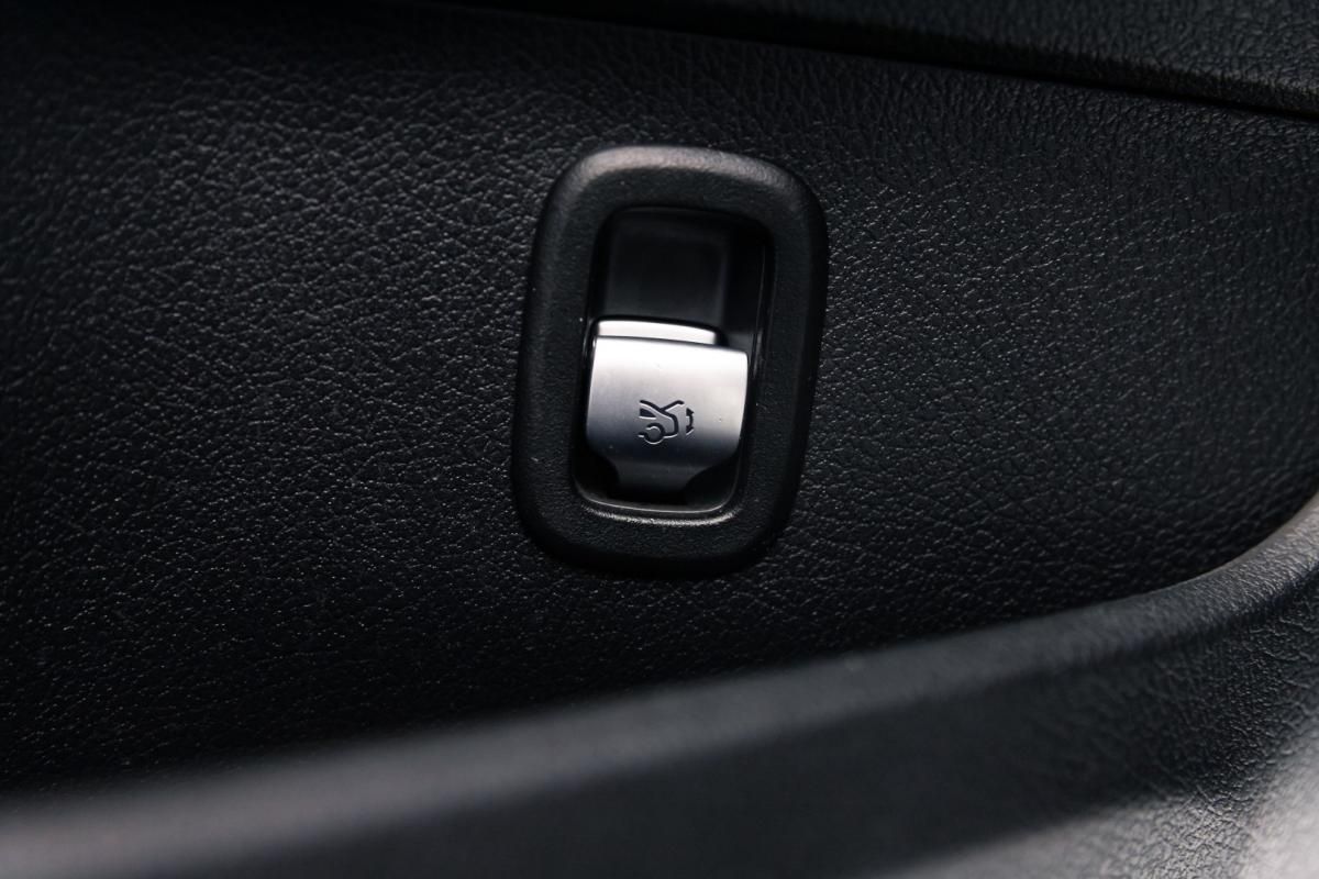 mercedes-benz-classe-c-2023-diesel-1993cc
