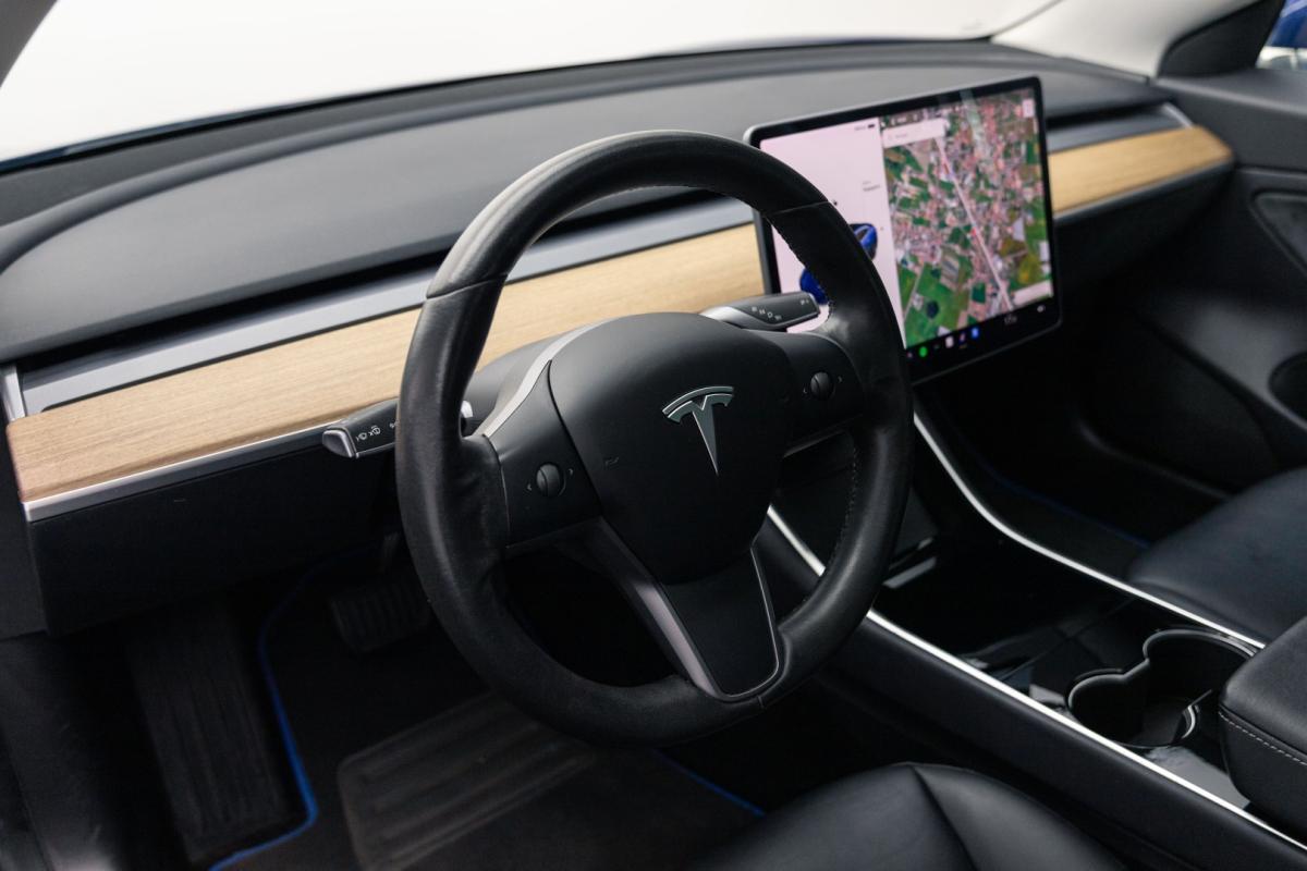 tesla-model-3-2019-eletrico-0cc