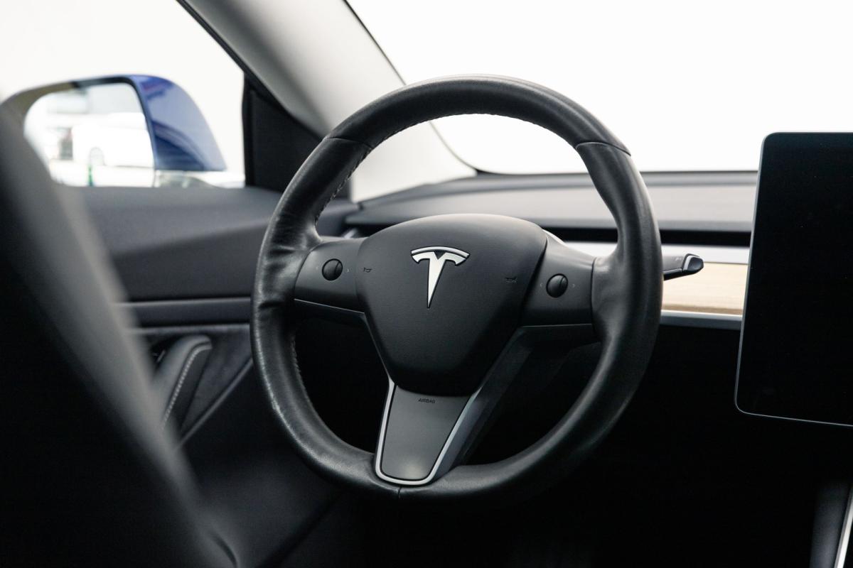 tesla-model-3-2019-eletrico-0cc