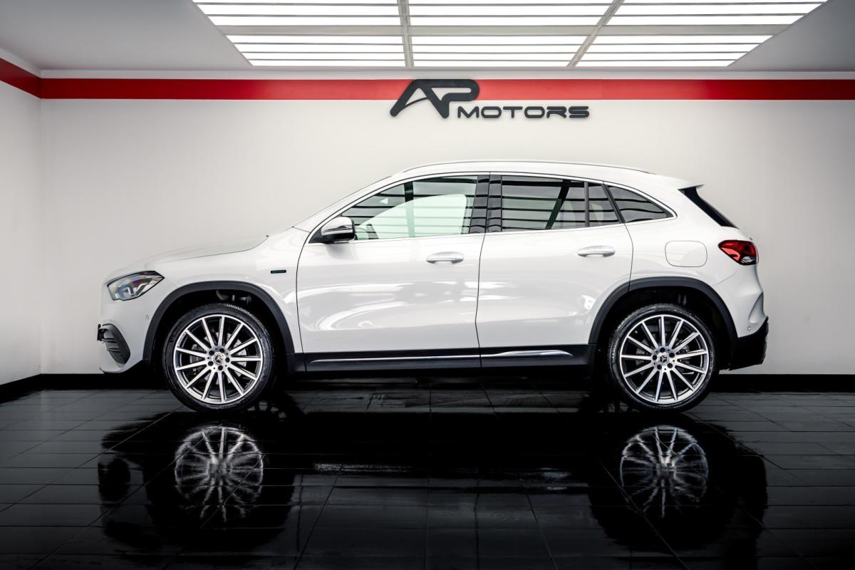 mercedes-benz-gla-2021-hibrido-1332cc
