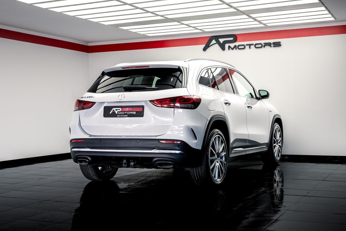mercedes-benz-gla-2021-hibrido-1332cc
