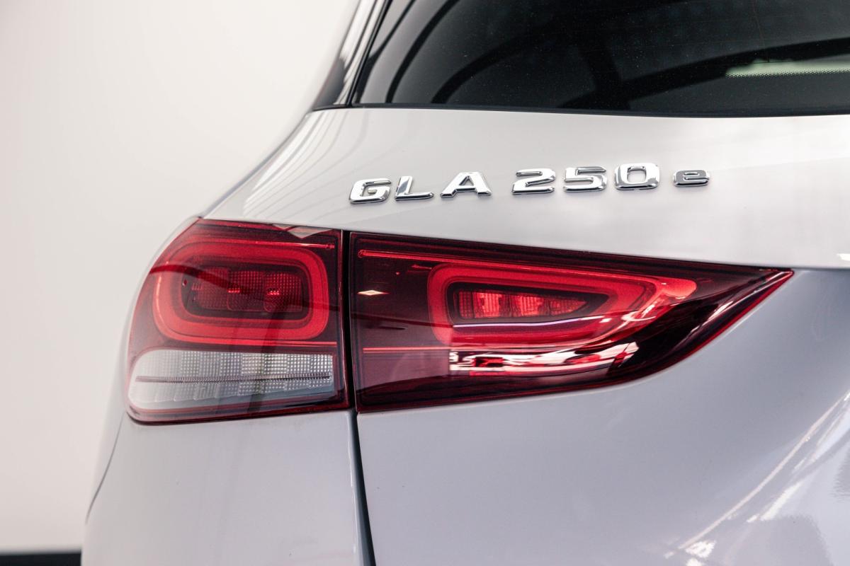 mercedes-benz-gla-2021-hibrido-1332cc