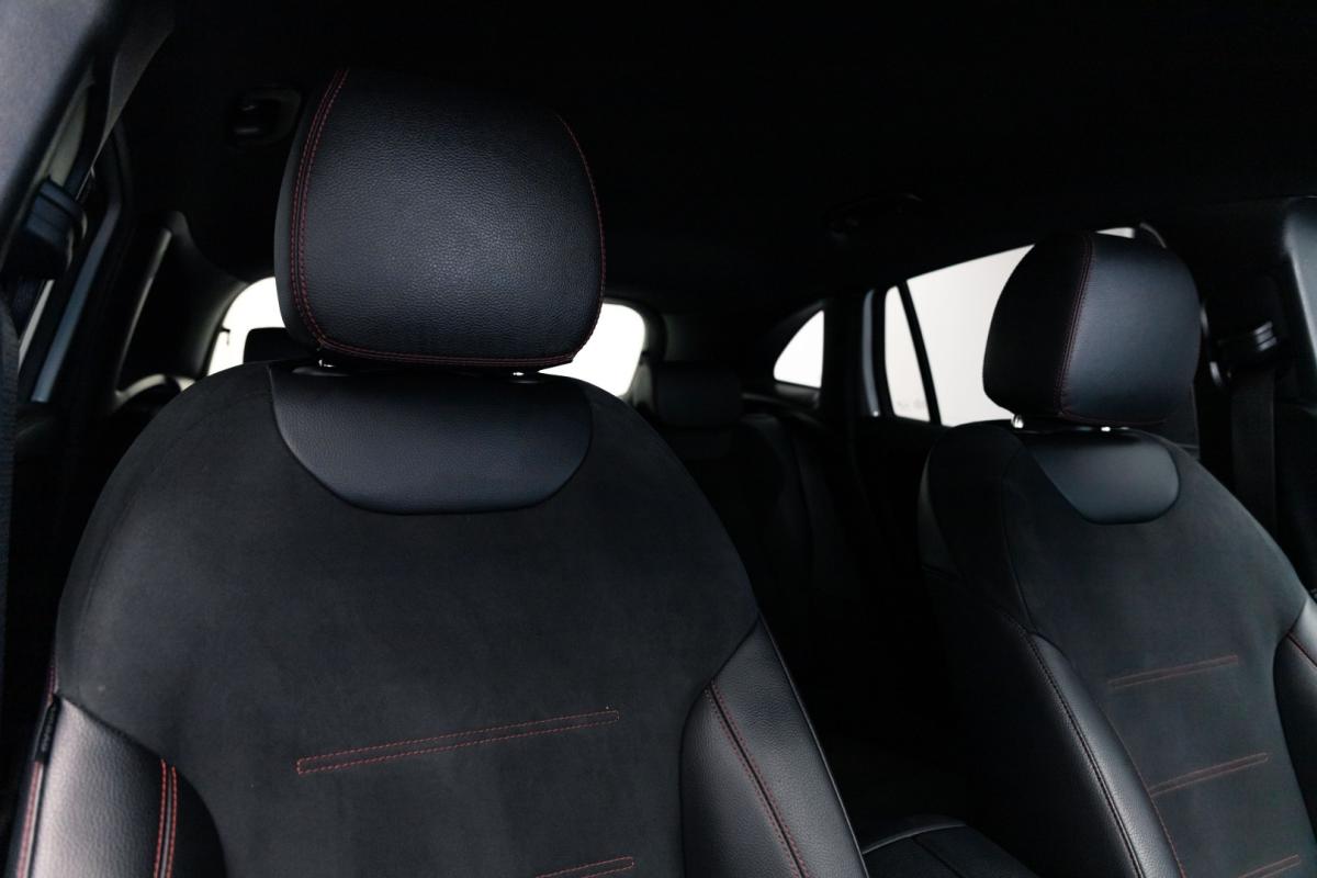 mercedes-benz-gla-2021-hibrido-1332cc