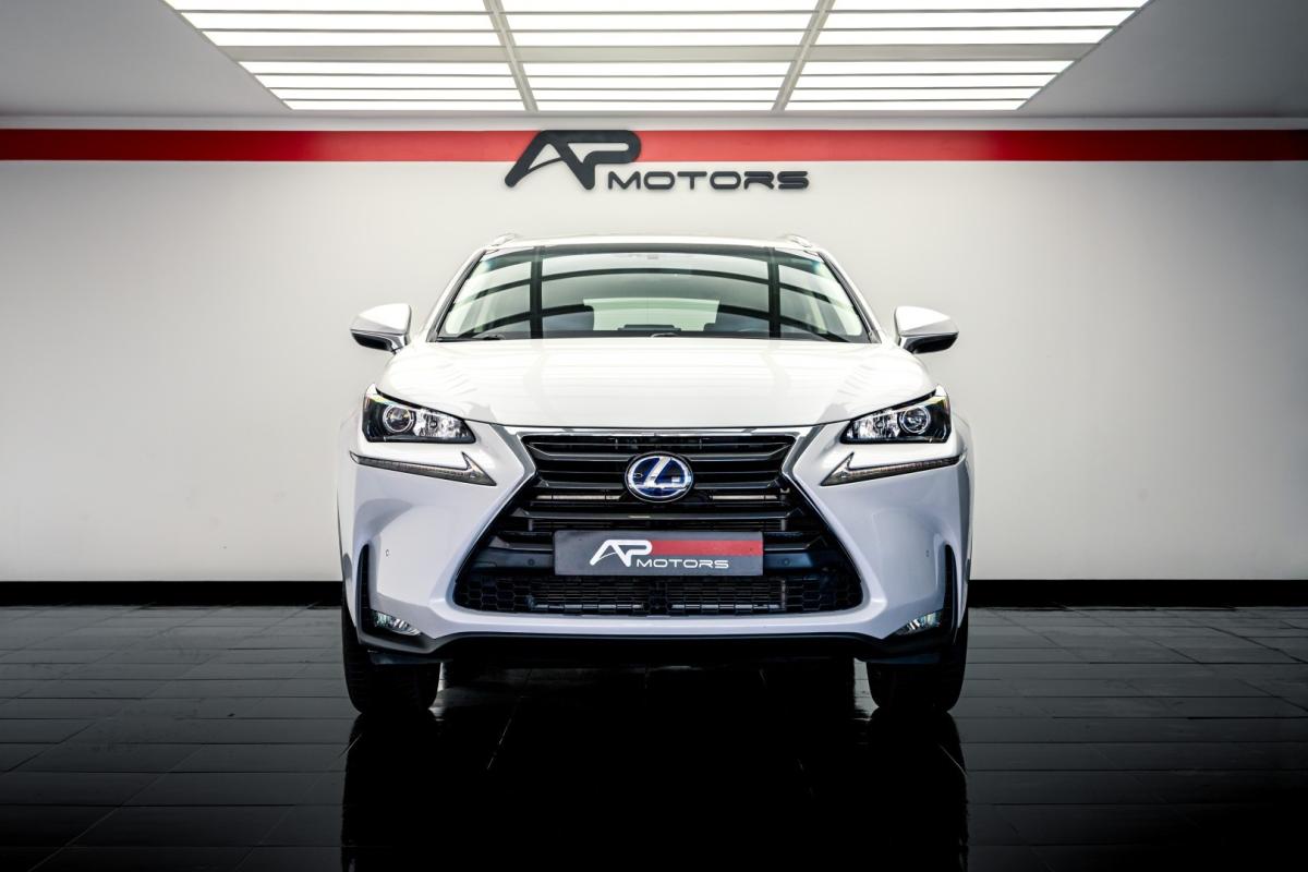 lexus-nx-300h-2016-hibrido-2494cc
