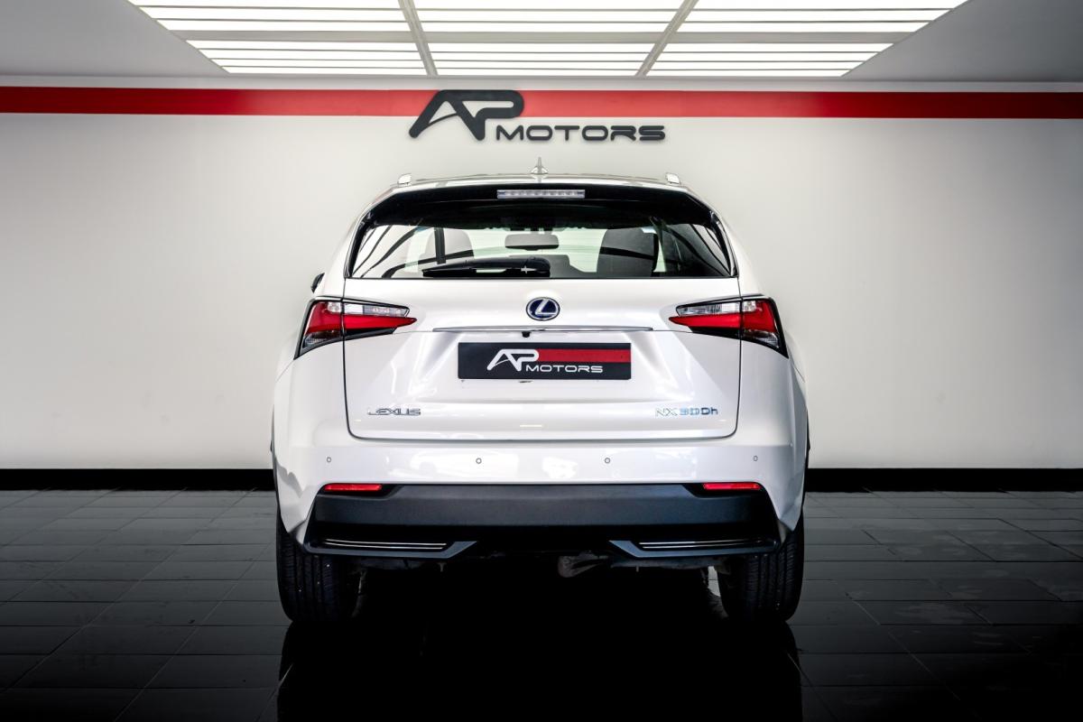 lexus-nx-300h-2016-hibrido-2494cc