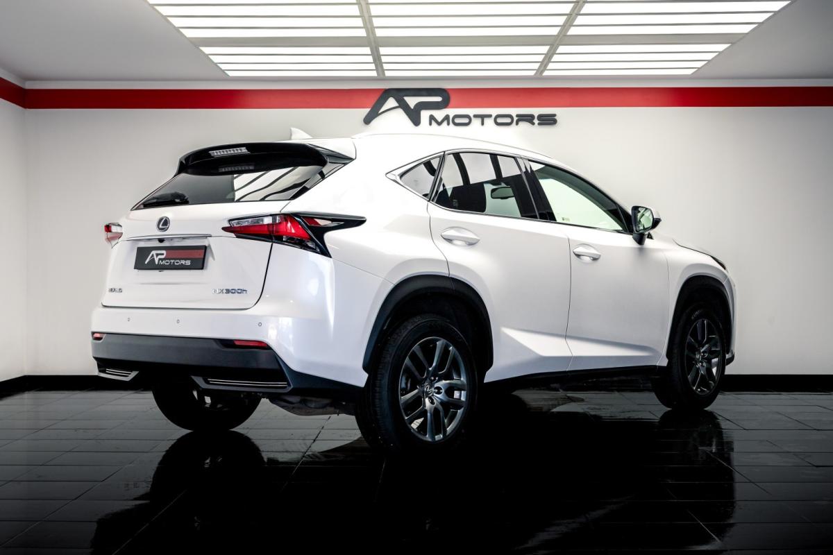 lexus-nx-300h-2016-hibrido-2494cc