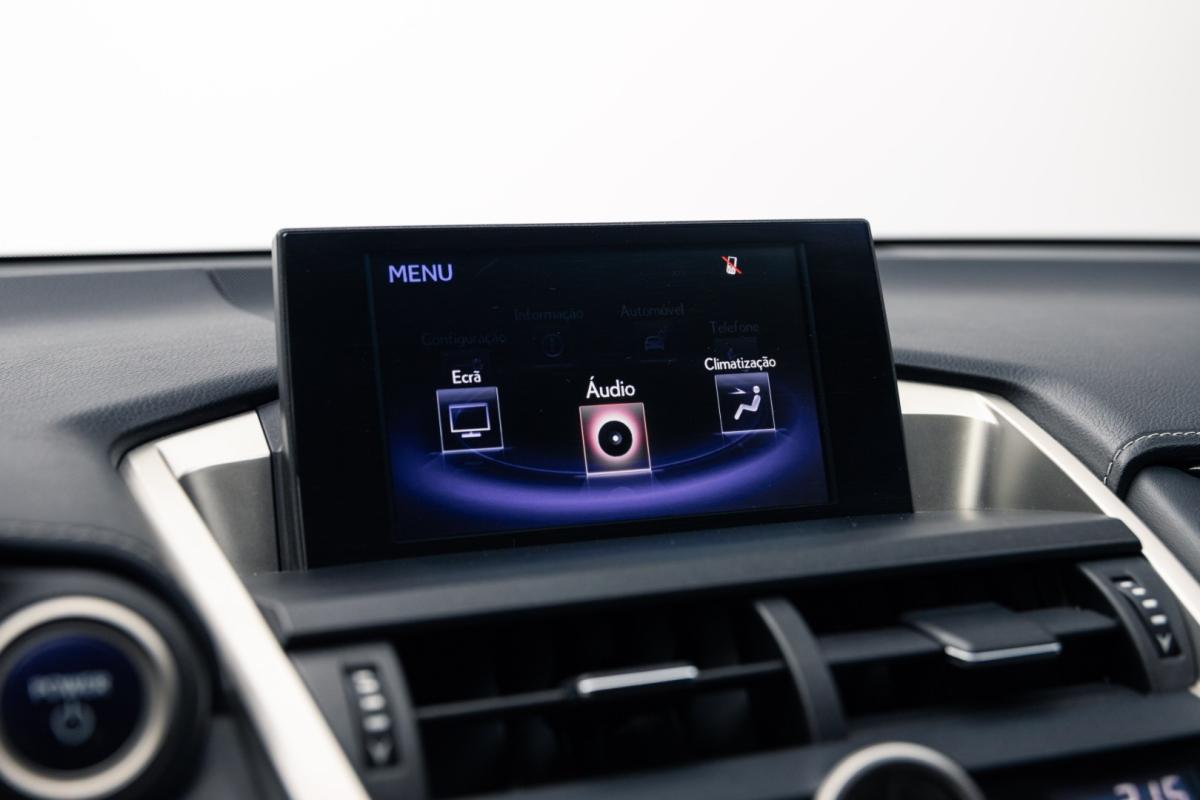 lexus-nx-300h-2016-hibrido-2494cc