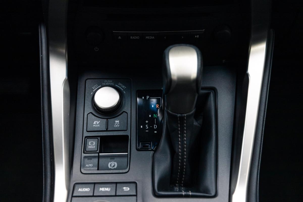 lexus-nx-300h-2016-hibrido-2494cc