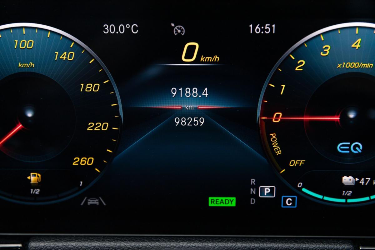 mercedes-benz-gla-2021-hibrido-1332cc