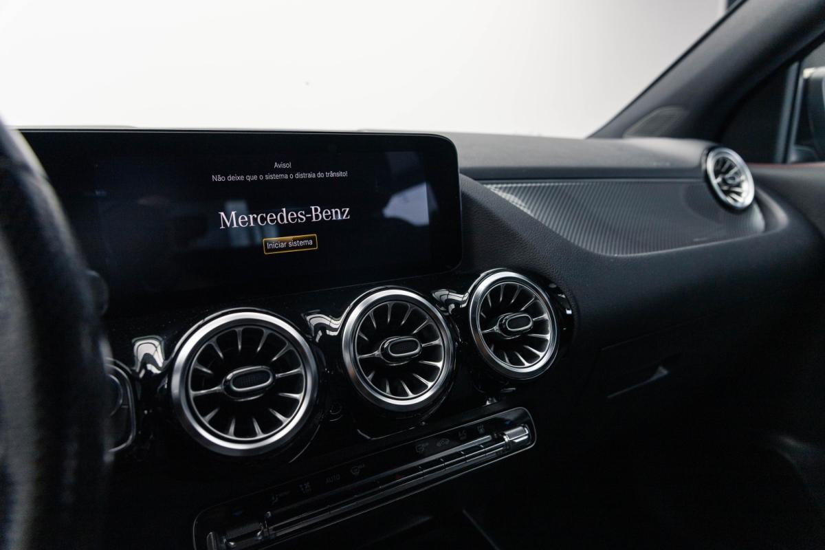 mercedes-benz-gla-2021-hibrido-1332cc