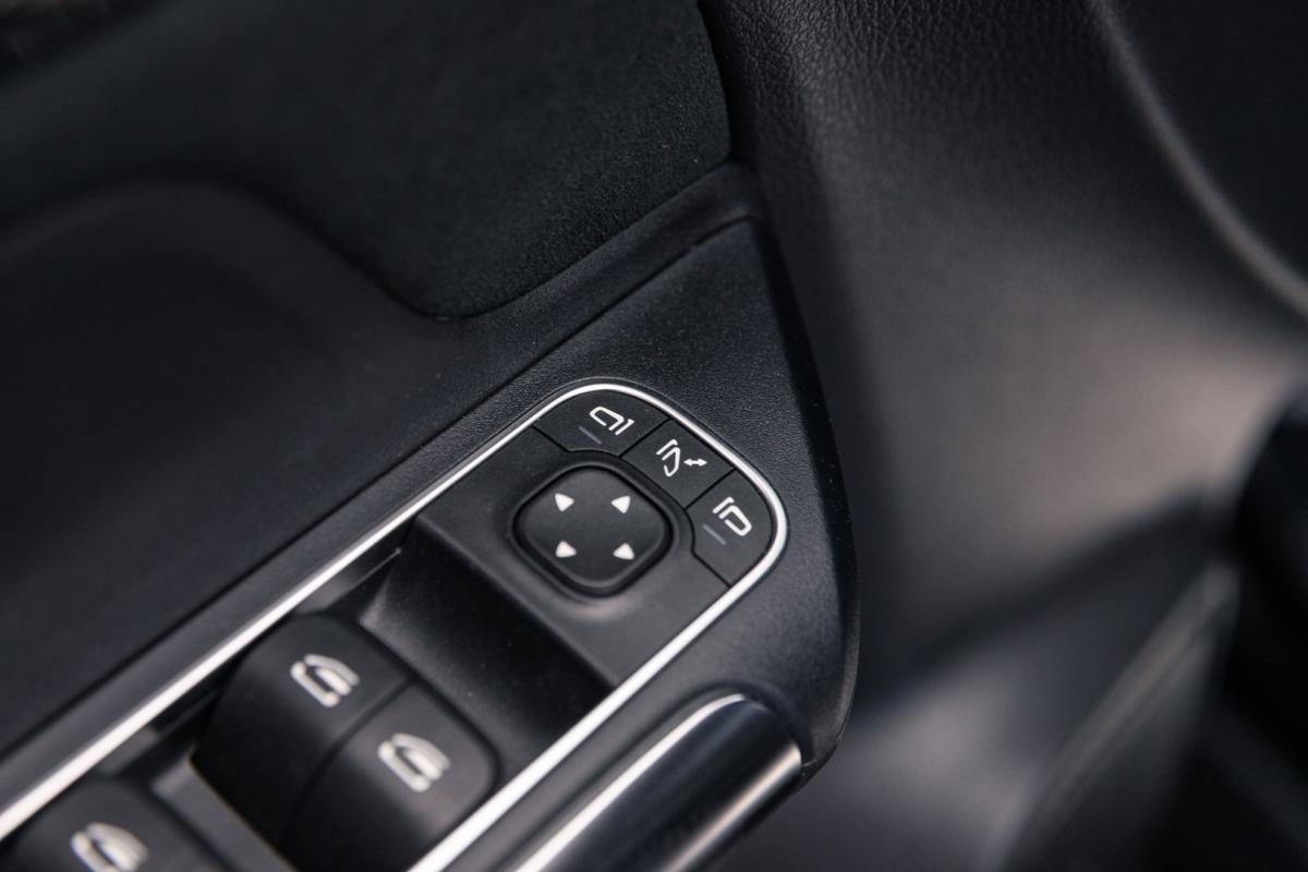 mercedes-benz-gla-2021-hibrido-1332cc