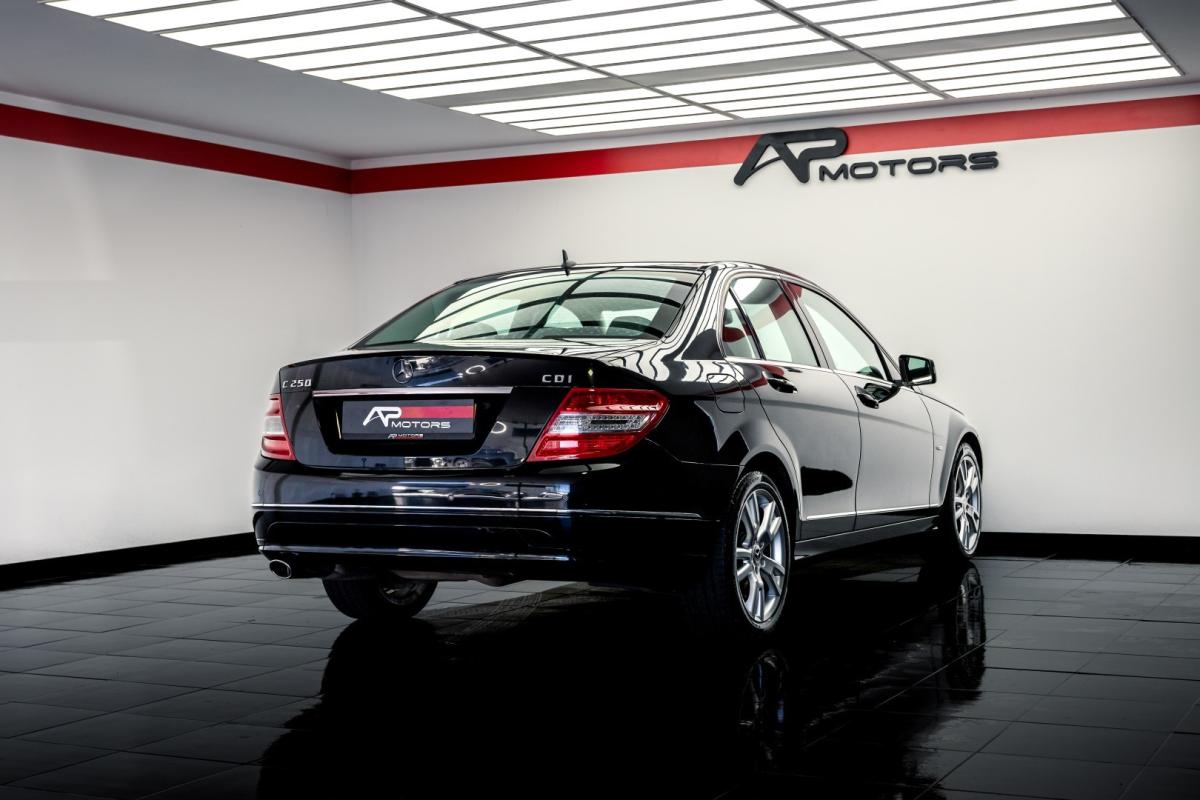 mercedes-benz-classe-c-2009-diesel-2143cc