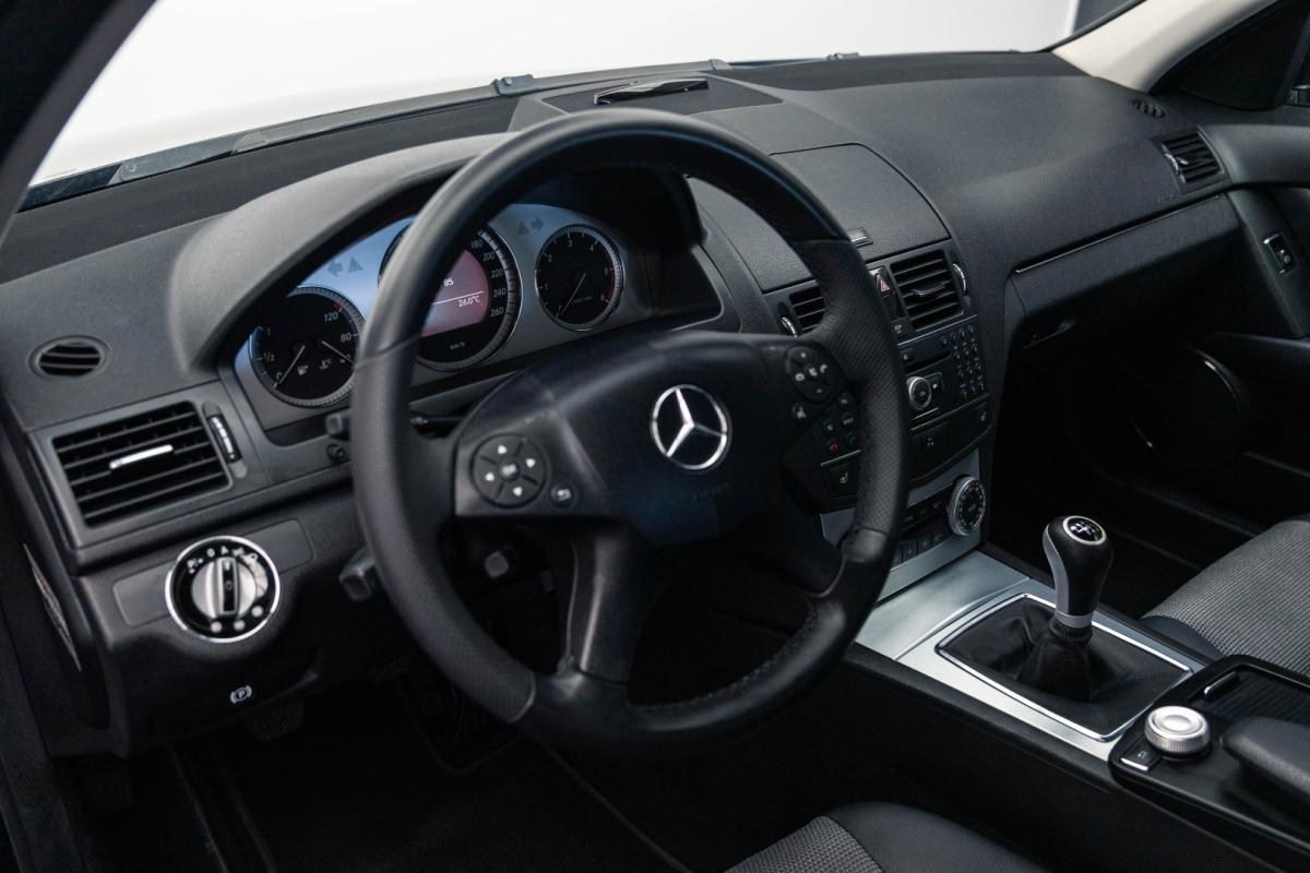 mercedes-benz-classe-c-2009-diesel-2143cc