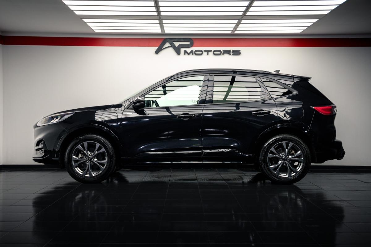 ford-kuga-2023-hibrido-2488cc