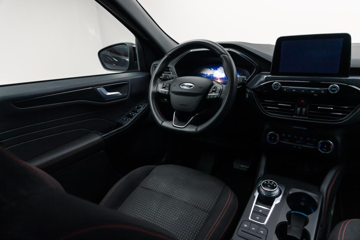 ford-kuga-2023-hibrido-2488cc