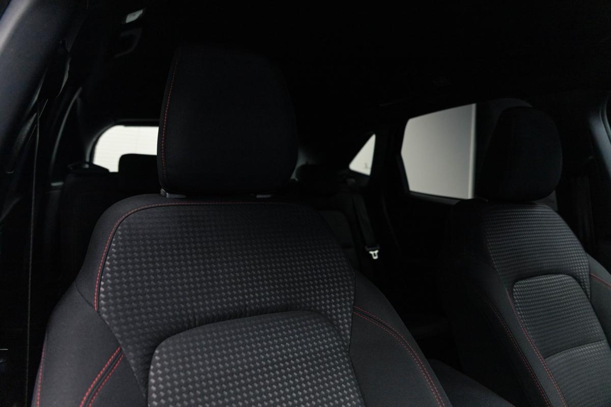 ford-kuga-2023-hibrido-2488cc