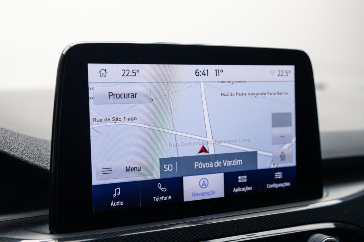 ford-kuga-2023-hibrido-2488cc