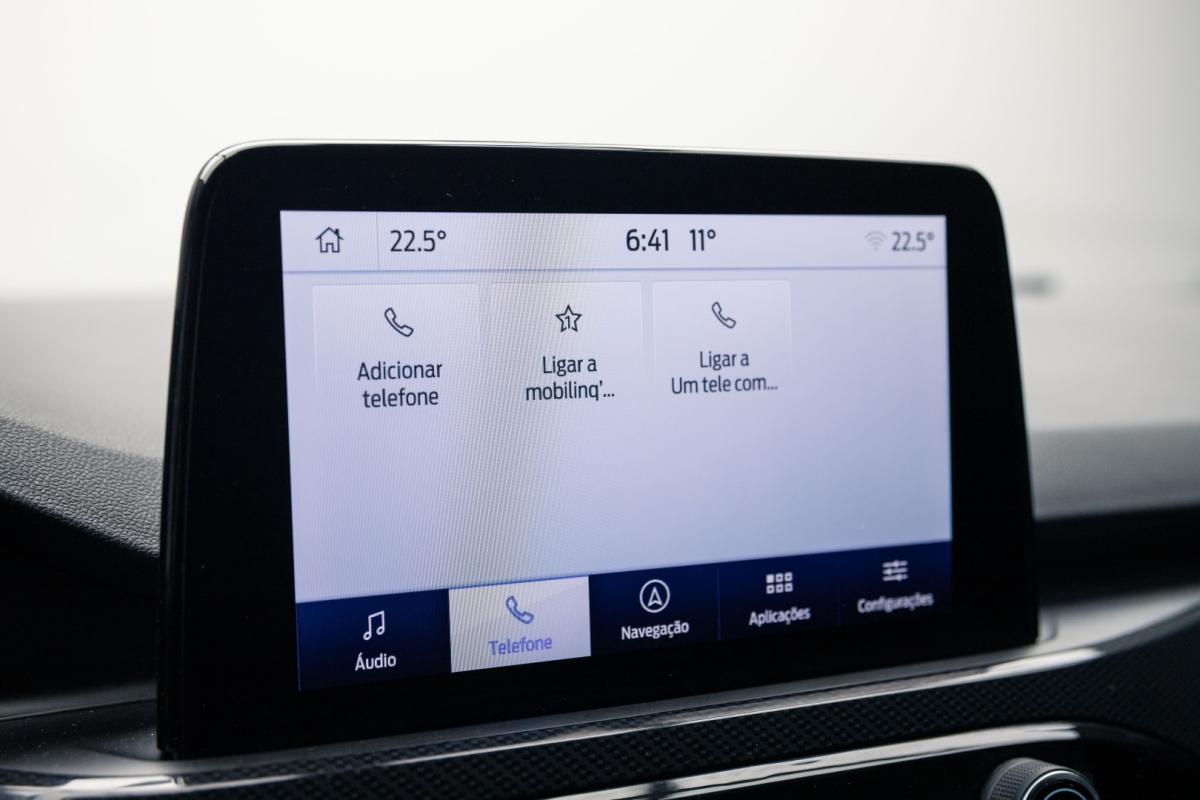 ford-kuga-2023-hibrido-2488cc