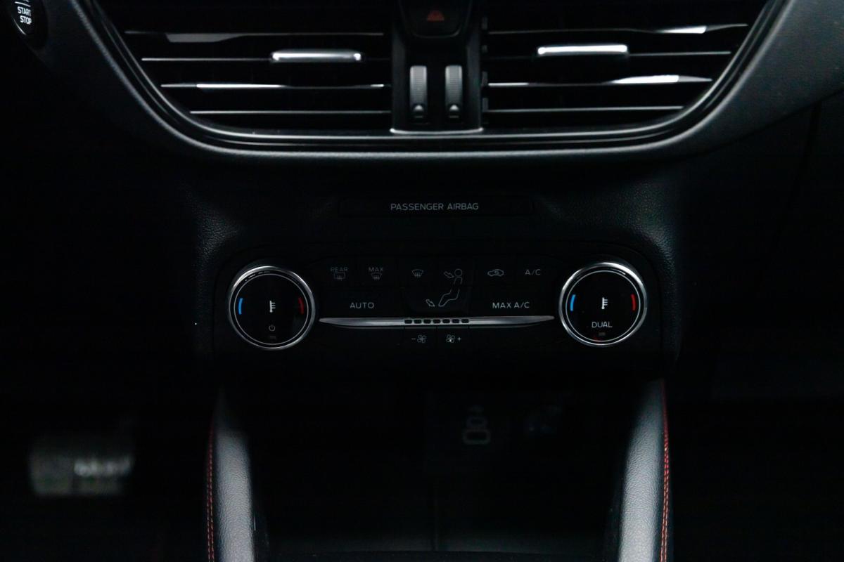 ford-kuga-2023-hibrido-2488cc