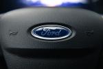 ford-kuga-2023-hibrido-2488cc