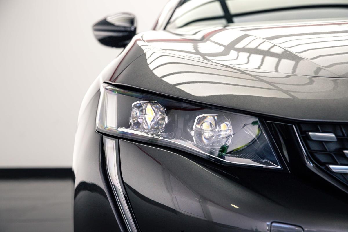 peugeot-508-sw-2022-hibrido-1598cc