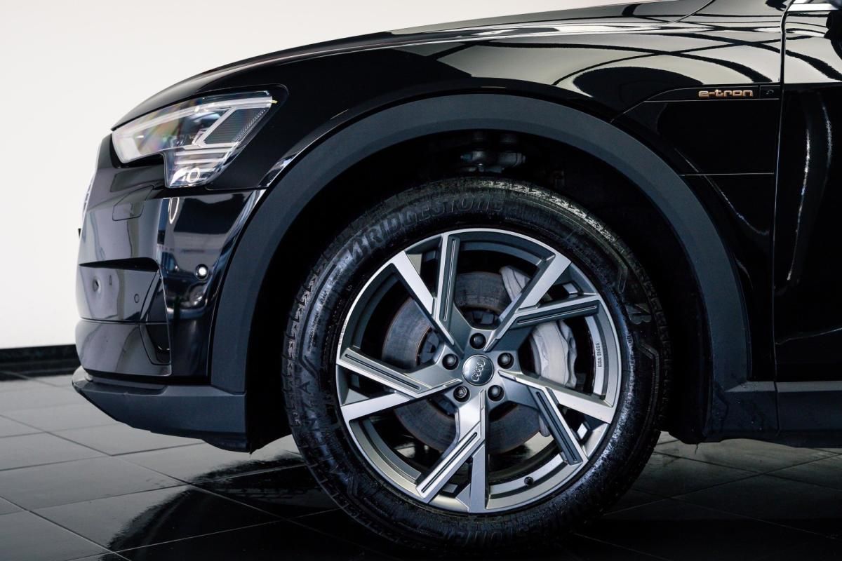 audi-e-tron-2020-eletrico-0cc
