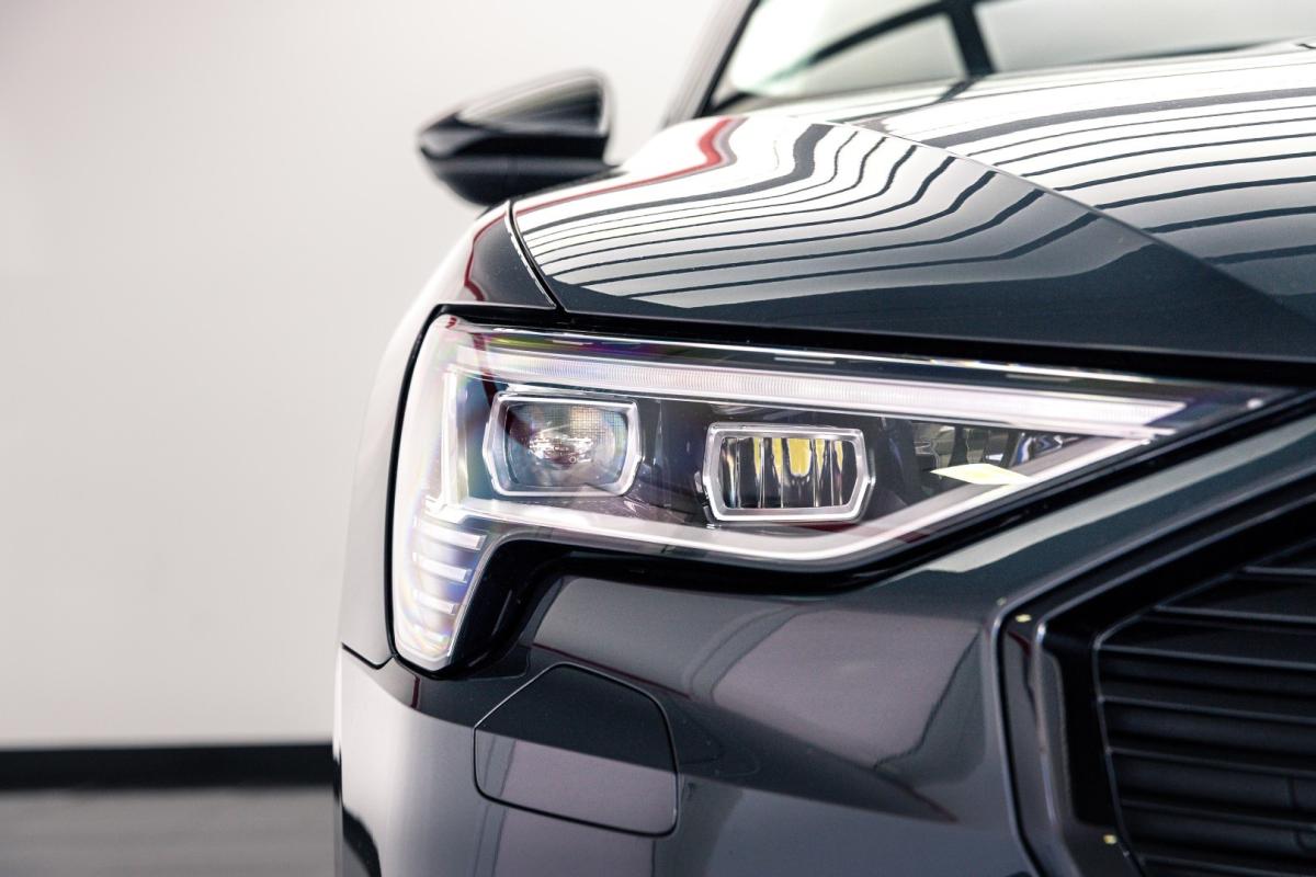 audi-e-tron-2022-eletrico-0cc
