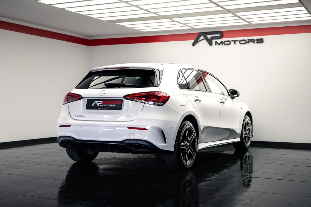 mercedes-benz-classe-a-2021-hibrido-1332cc