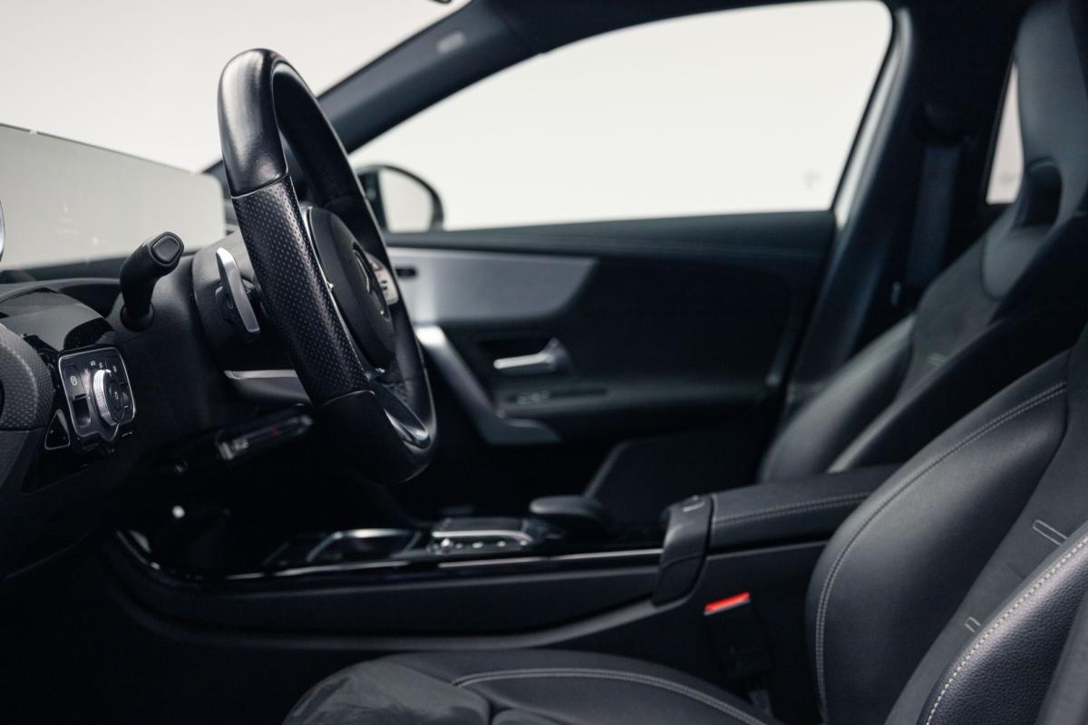 mercedes-benz-classe-a-2021-hibrido-1332cc