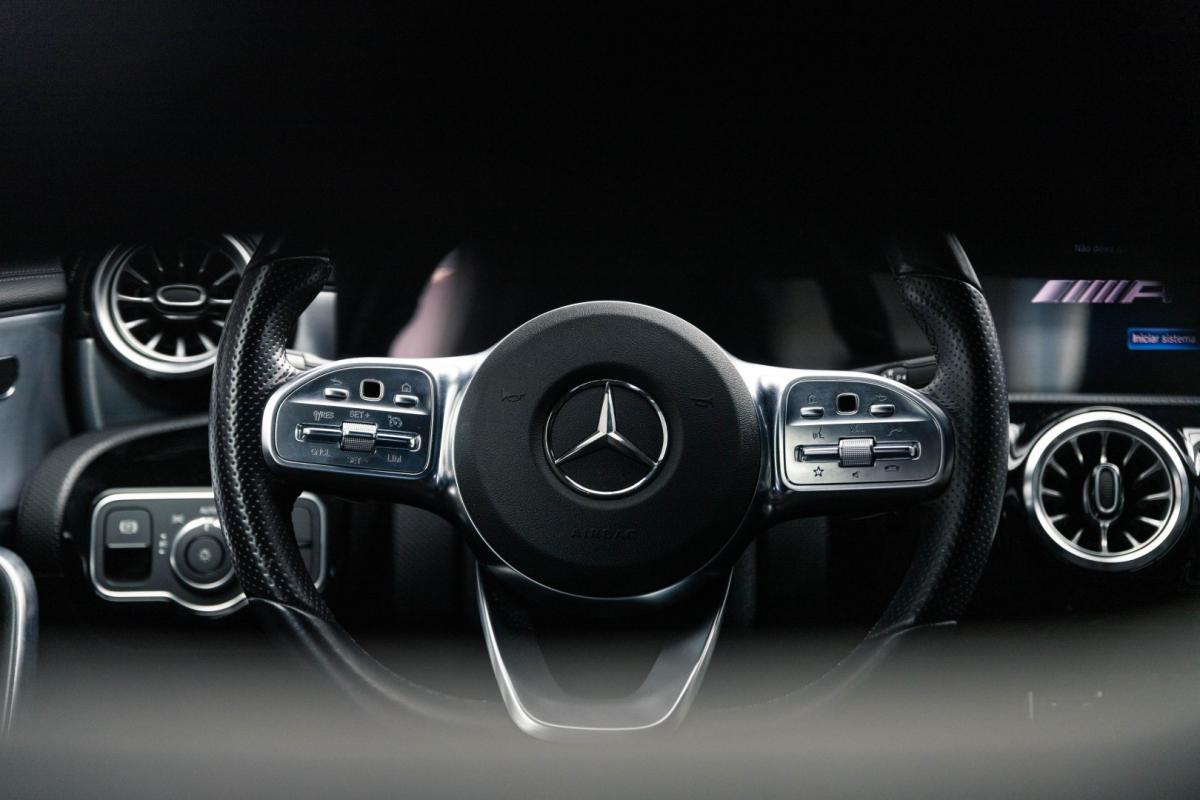 mercedes-benz-classe-a-2021-hibrido-1332cc