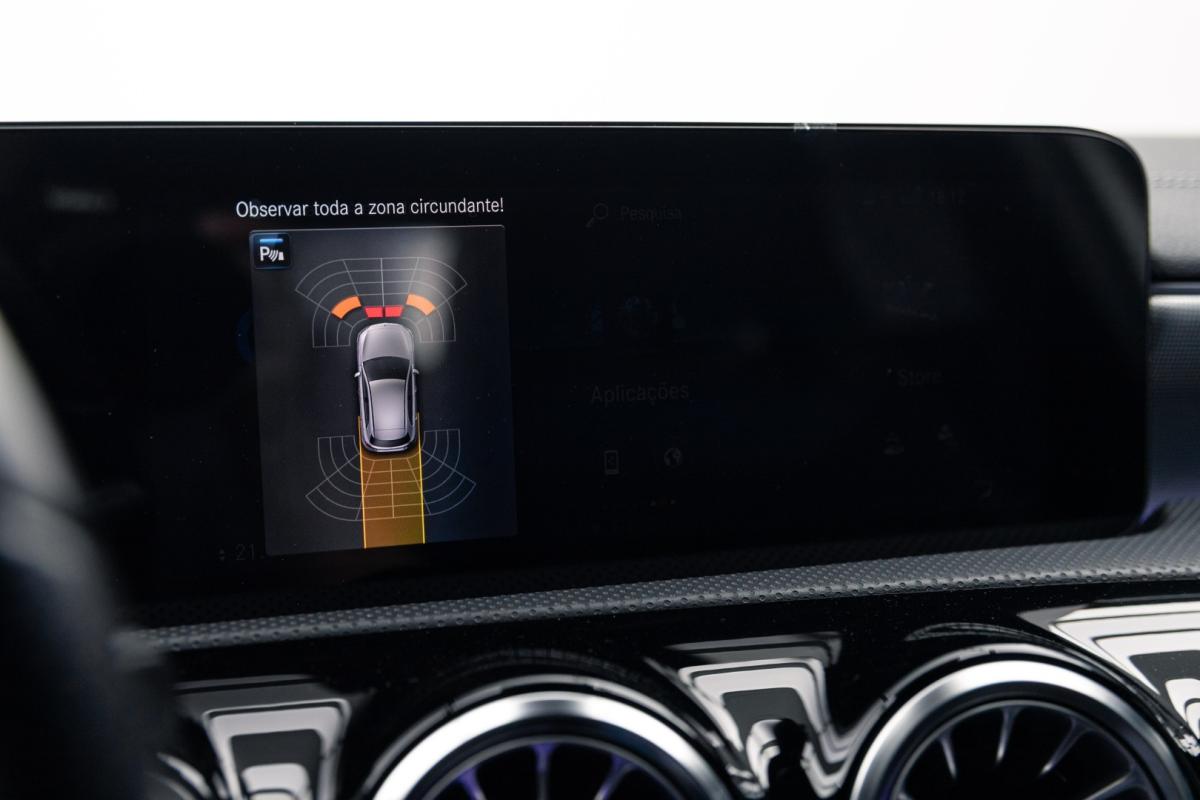 mercedes-benz-classe-a-2021-hibrido-1332cc