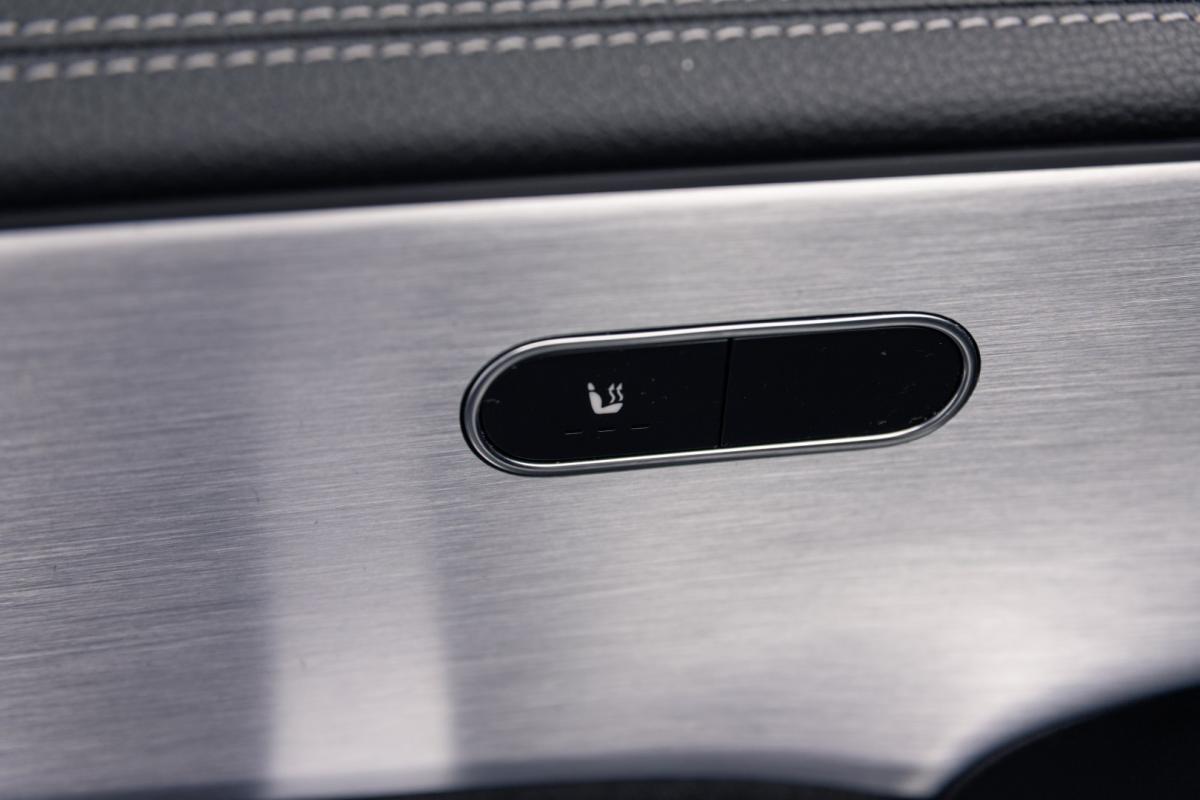 mercedes-benz-classe-a-2021-hibrido-1332cc